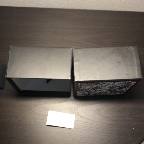 Empty Gucci jewelry box and mini booklet - Picture 5 of 7